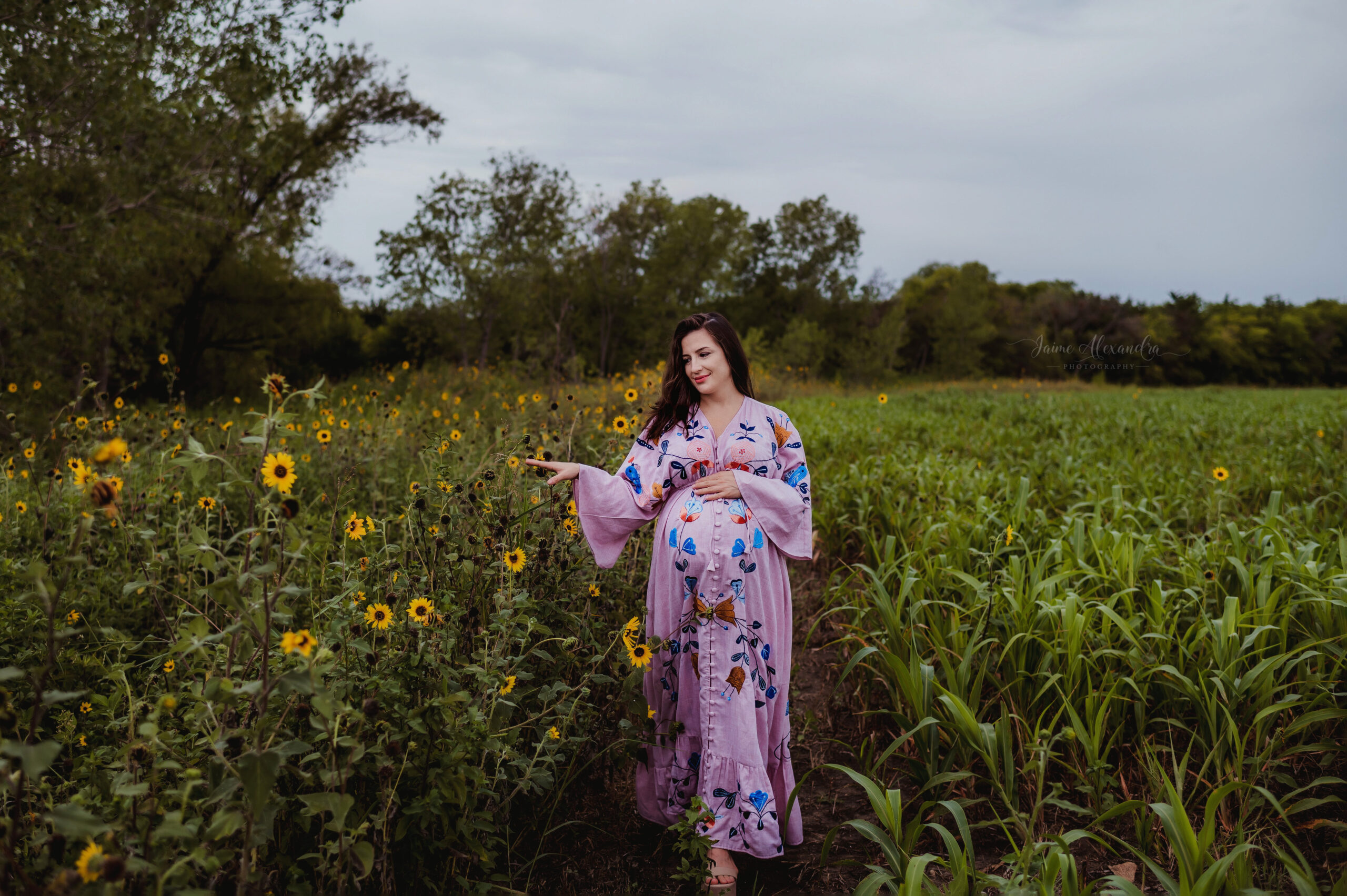 maternity and newborn photographer Fort Worth tx